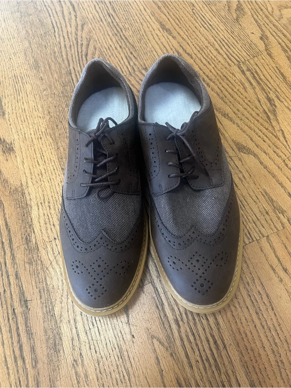 Men's Brown Wingtip Derby Shoes with Contrast Sole